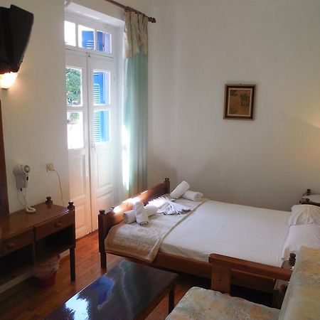סקופלוס טאון Adonis Rooms מראה חיצוני תמונה