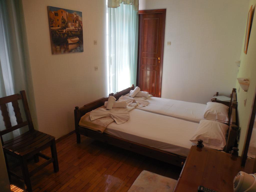 סקופלוס טאון Adonis Rooms מראה חיצוני תמונה