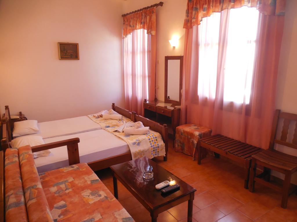 סקופלוס טאון Adonis Rooms מראה חיצוני תמונה