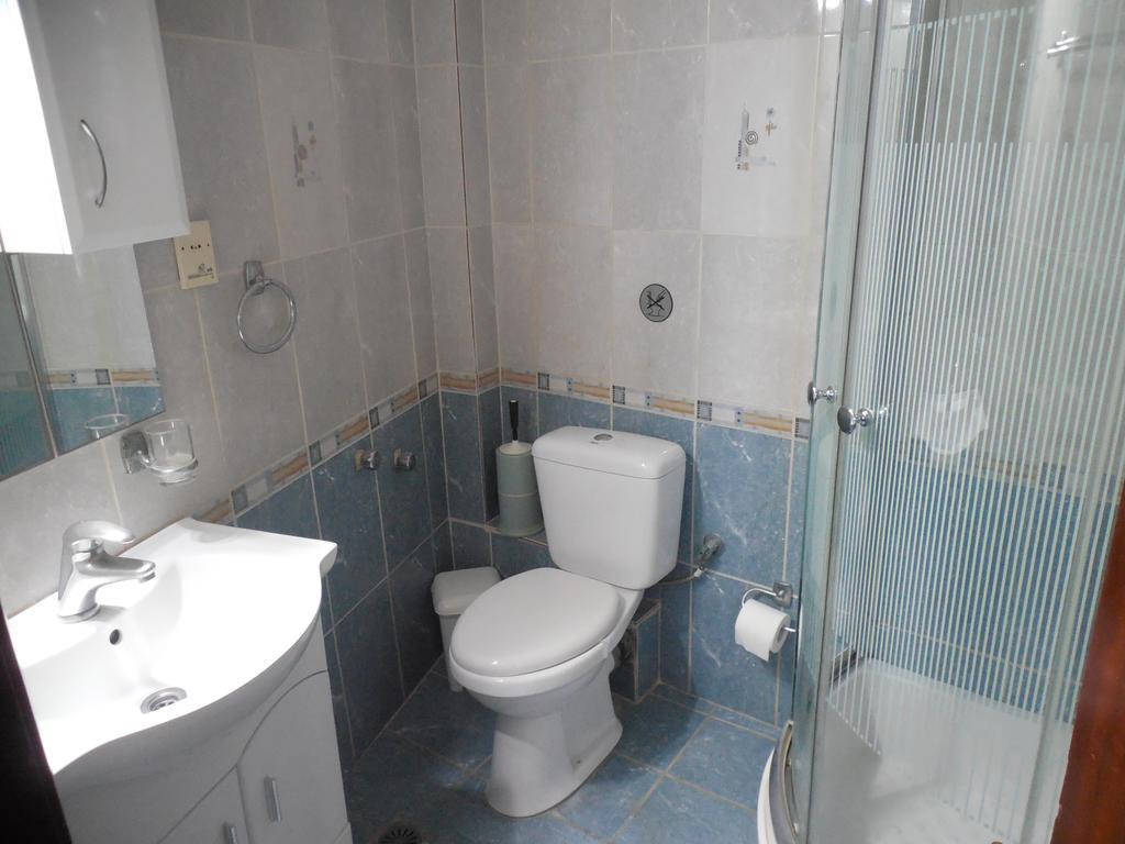 סקופלוס טאון Adonis Rooms מראה חיצוני תמונה
